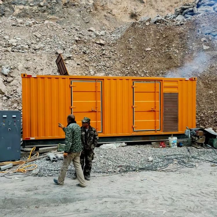 富县如何选择适合自己的 800KW 柴油发电机组?
